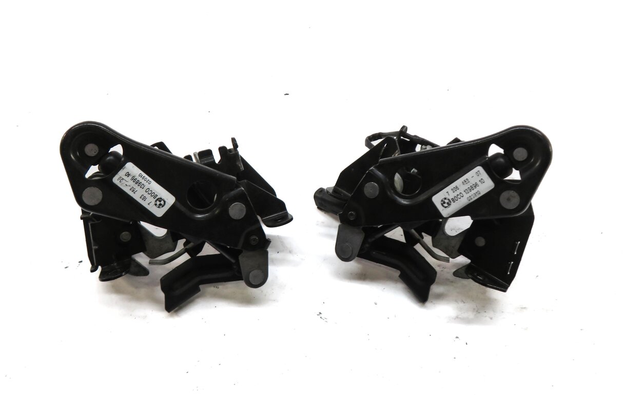 Thumbnail 4: 2011 BMW 535i (F10) HOOD LOWER LEFT RIGHT LATCH SET/2 7183762 7206453