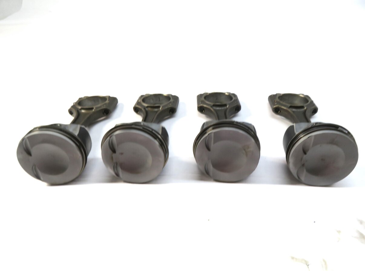 Thumbnail 4: 11-18 VW / AUDI - A3 A4 A5 A6 Q5 TT BEETLE JETTA TIGUAN - 2.0L TURBO PISTON SET