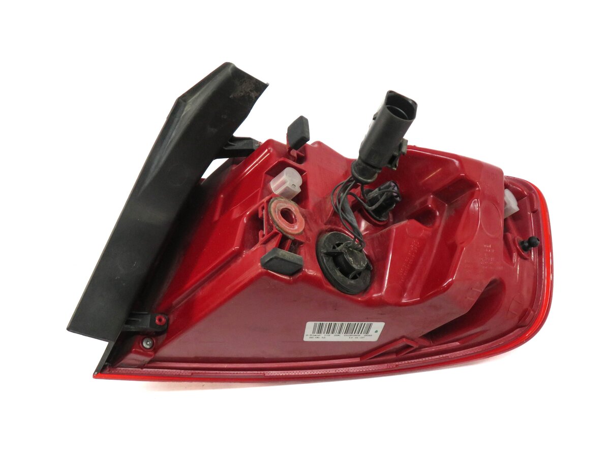 Thumbnail 5: 2013-2016 AUDI A4 S4 (B8 8K) LEFT DRIVER OUTER TAILLIGHT BRAKE LIGHT LAMP - LED
