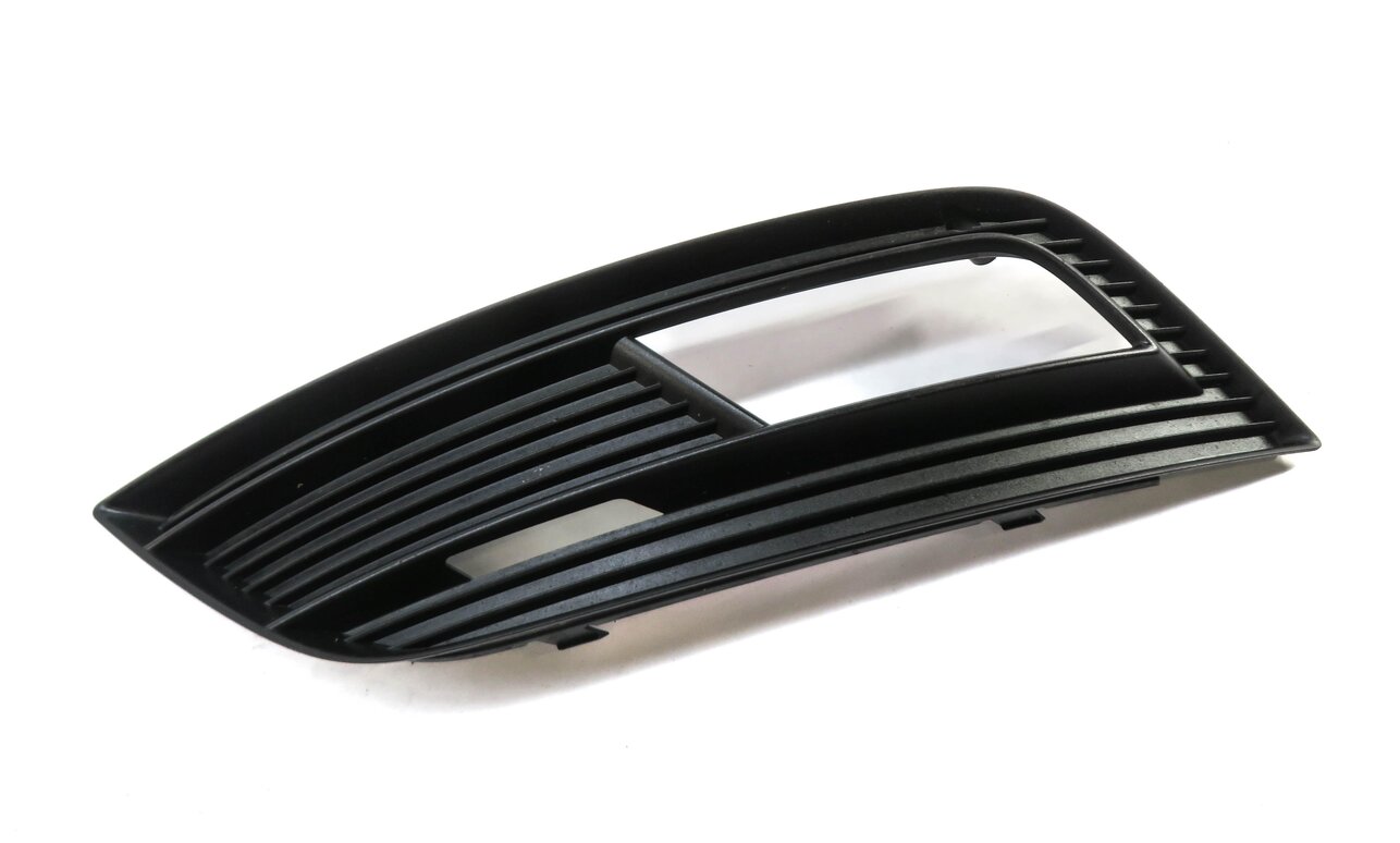 2013-2016 AUDI A4 (B8 8K) LEFT FRONT DRIVER FOGLIGHT GRILLE TRIM (BLACK)