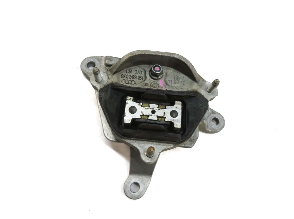 Thumbnail 2: 2013 AUDI A4 (B8 8K) 2.0L TURBO CPMA AUTOMATIC TRANSMISSION MOUNT BRACKET