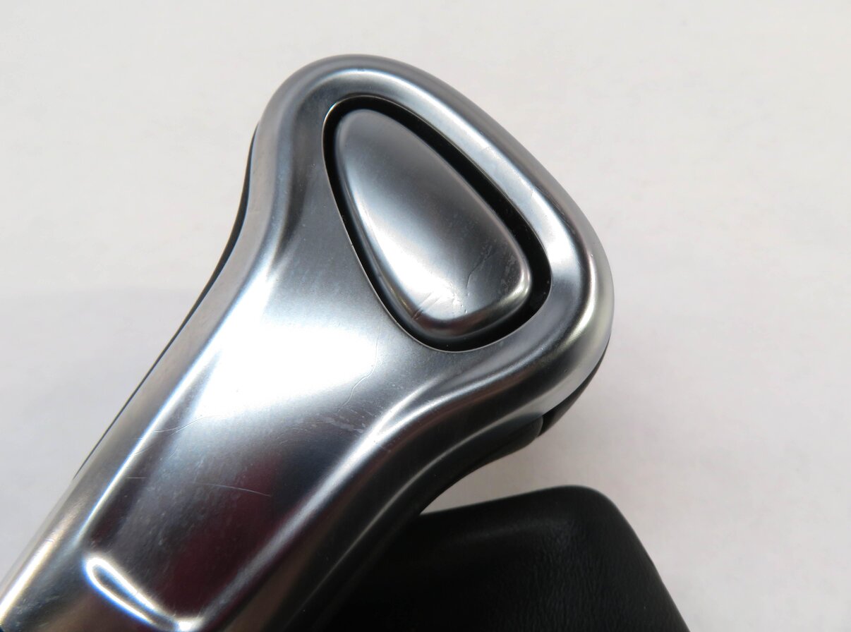 Thumbnail 5: 2013 AUDI A4 (B8 8K) AUTOMATIC GEAR SHIFTER KNOB & BOOK (BLACK & SILVER)