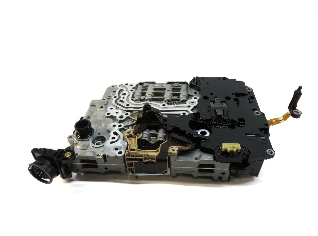 Thumbnail 3: 2013-2017 AUDI A4 A5 (B8 8K 8T) QUATTRO - 2.0L 8 SPEED TRANSMISSION VALVE BODY
