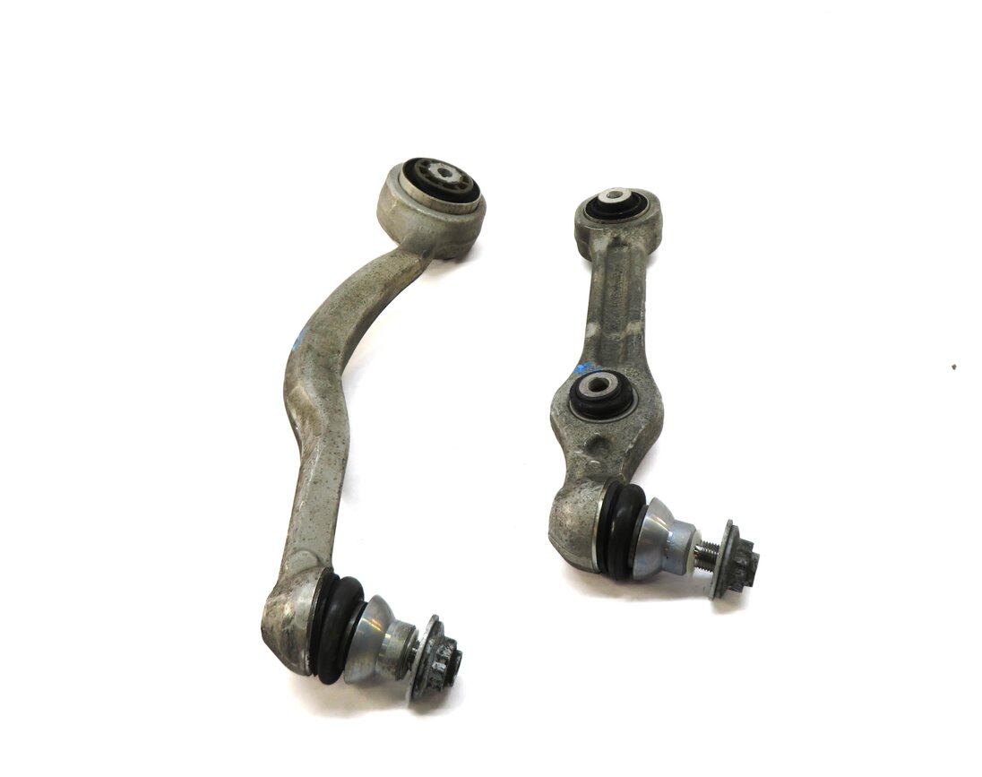 Thumbnail 3: 2015 MERCEDES C300 (W205) AWD RIGHT FRONT PASSENGER LOWER CONTROL ARM SET
