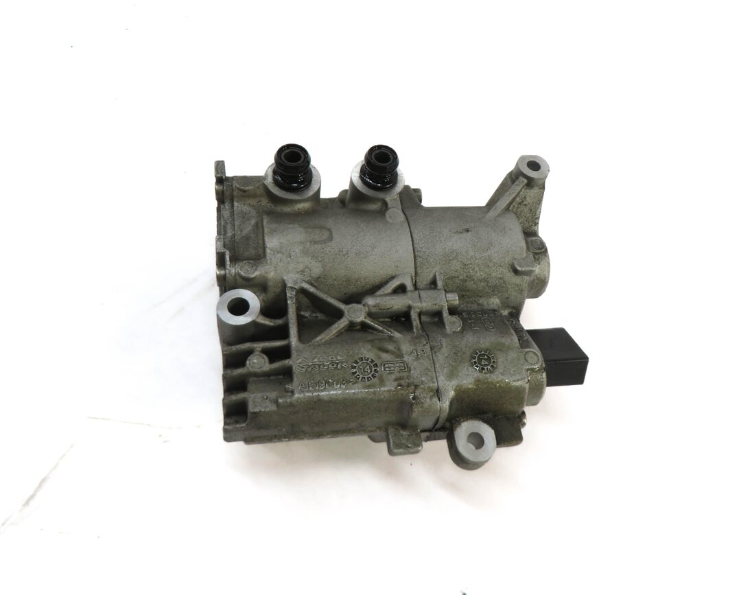 Thumbnail 3: 15-17 MERCEDES C300 (W205) AWD 722.9 AT TRANSMISSION AUXILIARY ELECTRIC OIL PUMP