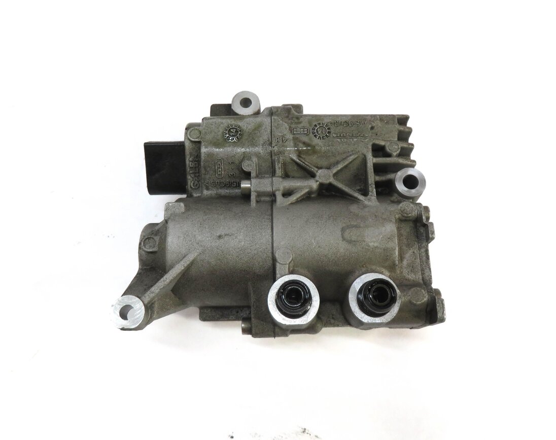 Thumbnail 4: 15-17 MERCEDES C300 (W205) AWD 722.9 AT TRANSMISSION AUXILIARY ELECTRIC OIL PUMP
