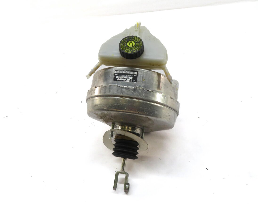 Thumbnail 4: 15-18 MERCEDES C-CLASS (W205) POWER BRAKE BOOSTER w/ MASTER CYLINDER & RESERVOIR