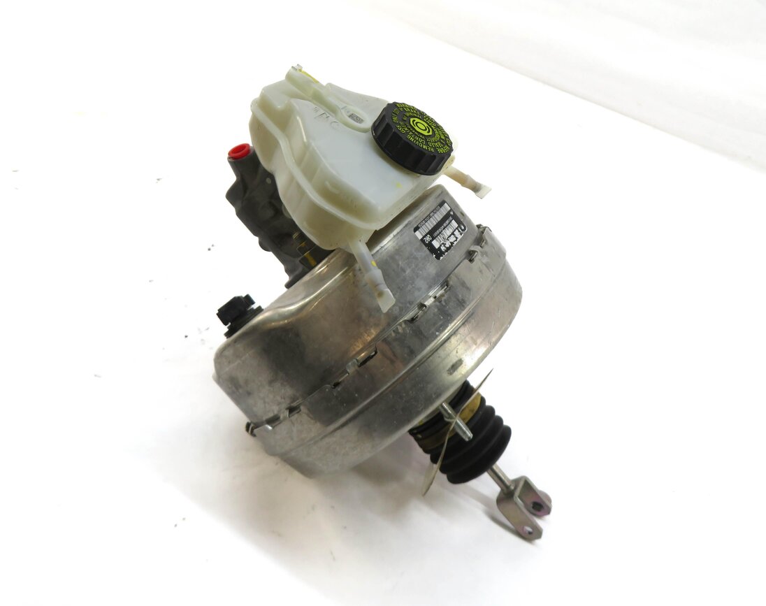 Thumbnail 8: 15-18 MERCEDES C-CLASS (W205) POWER BRAKE BOOSTER w/ MASTER CYLINDER & RESERVOIR