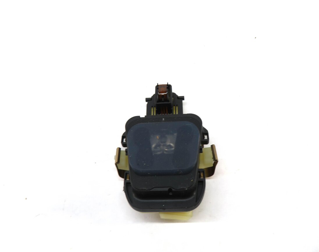 Thumbnail 3: 2015 MERCEDES C300 (W205) FRONT WINDSHIELD RAIN LIGHT SENSOR MODULE RLS