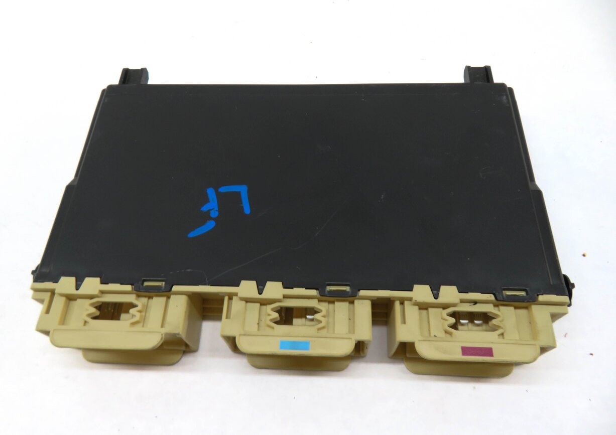 Thumbnail 3: 2015 MERCEDES C300 (W205) LEFT FRONT DRIVER SEAT CONTROL MODULE