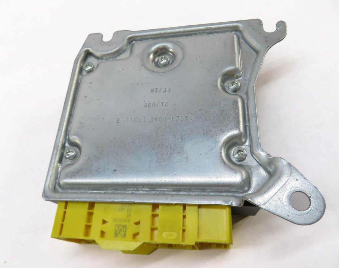 Thumbnail 3: 15-16 MERCEDES C300 C350 C400 C450 C63 GLC300 (W205 X253) SRS BAG CONTROL MODULE