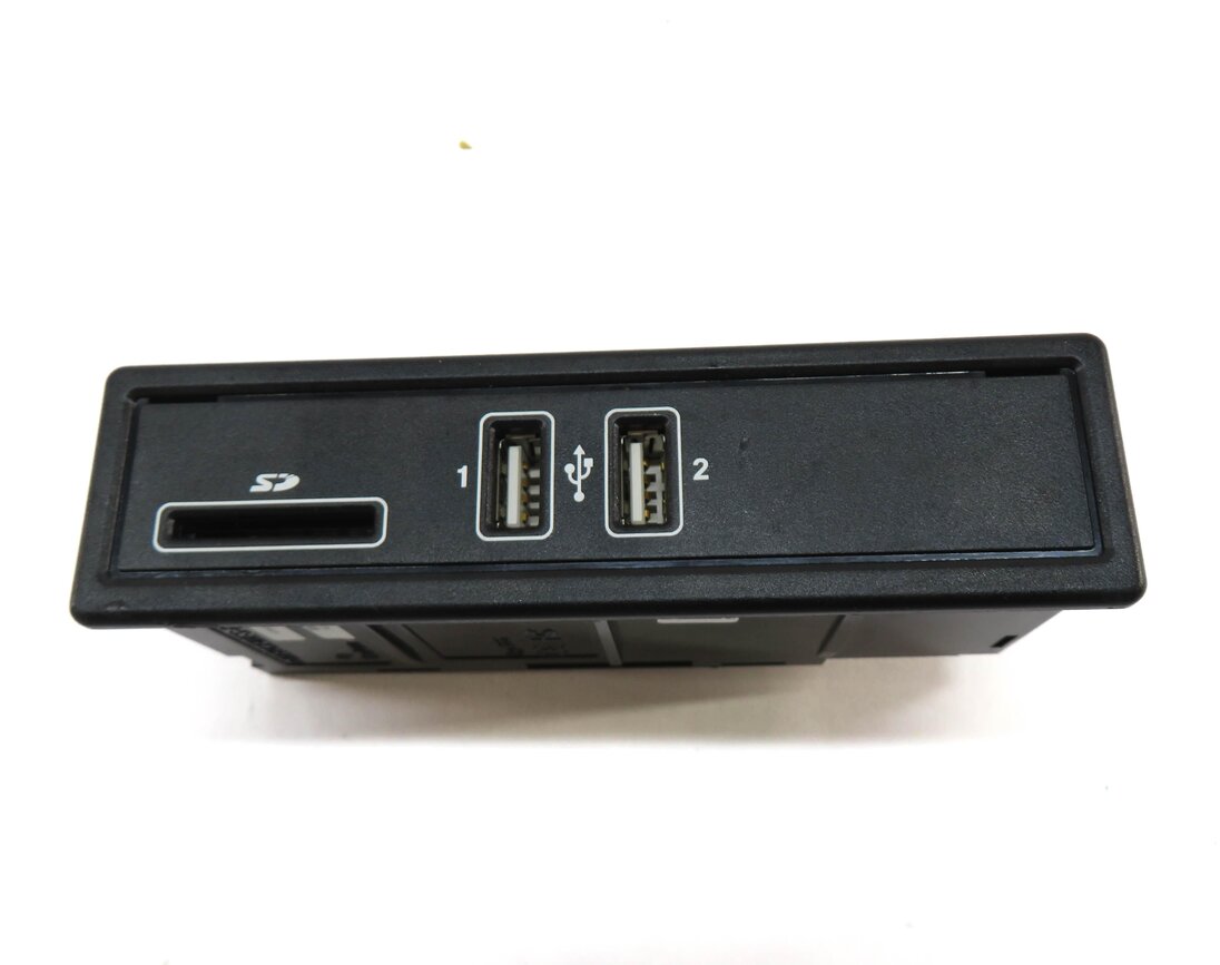 Thumbnail 2: 2015 MERCEDES C300 (W205) RADIO STEREO AUXILIARY AUDIO USB SD MEDIA INTERFACE