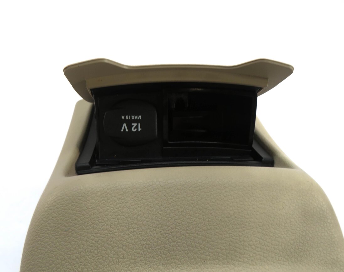Thumbnail 4: 2015 MERCEDES C300 (W205) REAR CENTER CONSOLE HEATER A/C AIR VENT (BEIGE)
