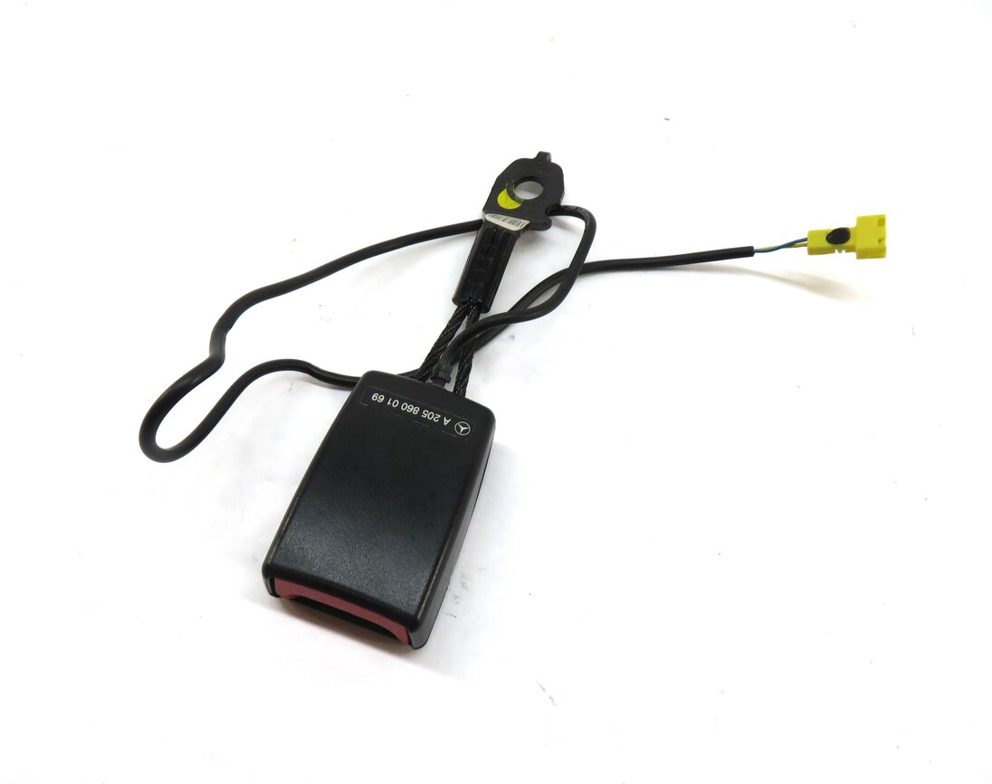 Thumbnail 1: 15-21 MERCEDES C GLC (W205 X253) RIGHT FRONT PASSENGER SEATBELT RECEIVER (BLACK)