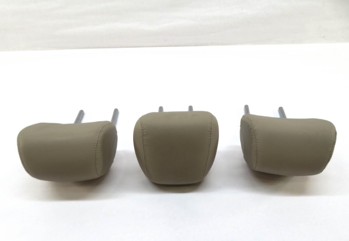 Thumbnail 3: 2015 MERCEDES C300 (W205) REAR LEFT / CENTER / RIGHT SEAT HEADREST SET (BEIGE)