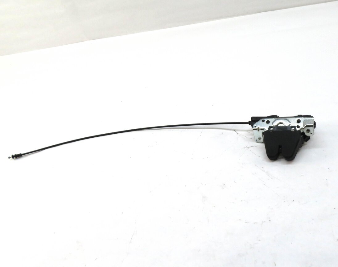 Thumbnail 6: 2015 MERCEDES C300 (W205) REAR TRUNK LOCK LATCH ACTUATOR