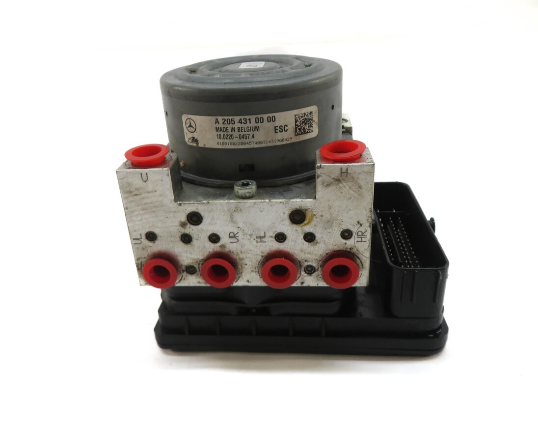 Thumbnail 2: 2015 MERCEDES C300 C400 (W205) ABS ESC BRAKE PUMP MODULE (w/o ADAPTIVE CRUISE)