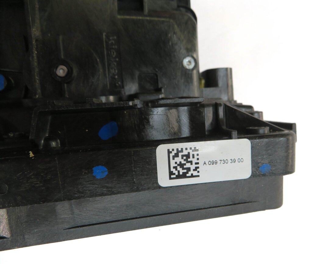 Thumbnail 5: 15-22 MERCEDES C E GLC GLE GLS S (W205 W213 W167 W222 X253) LEFT REAR DOOR LATCH