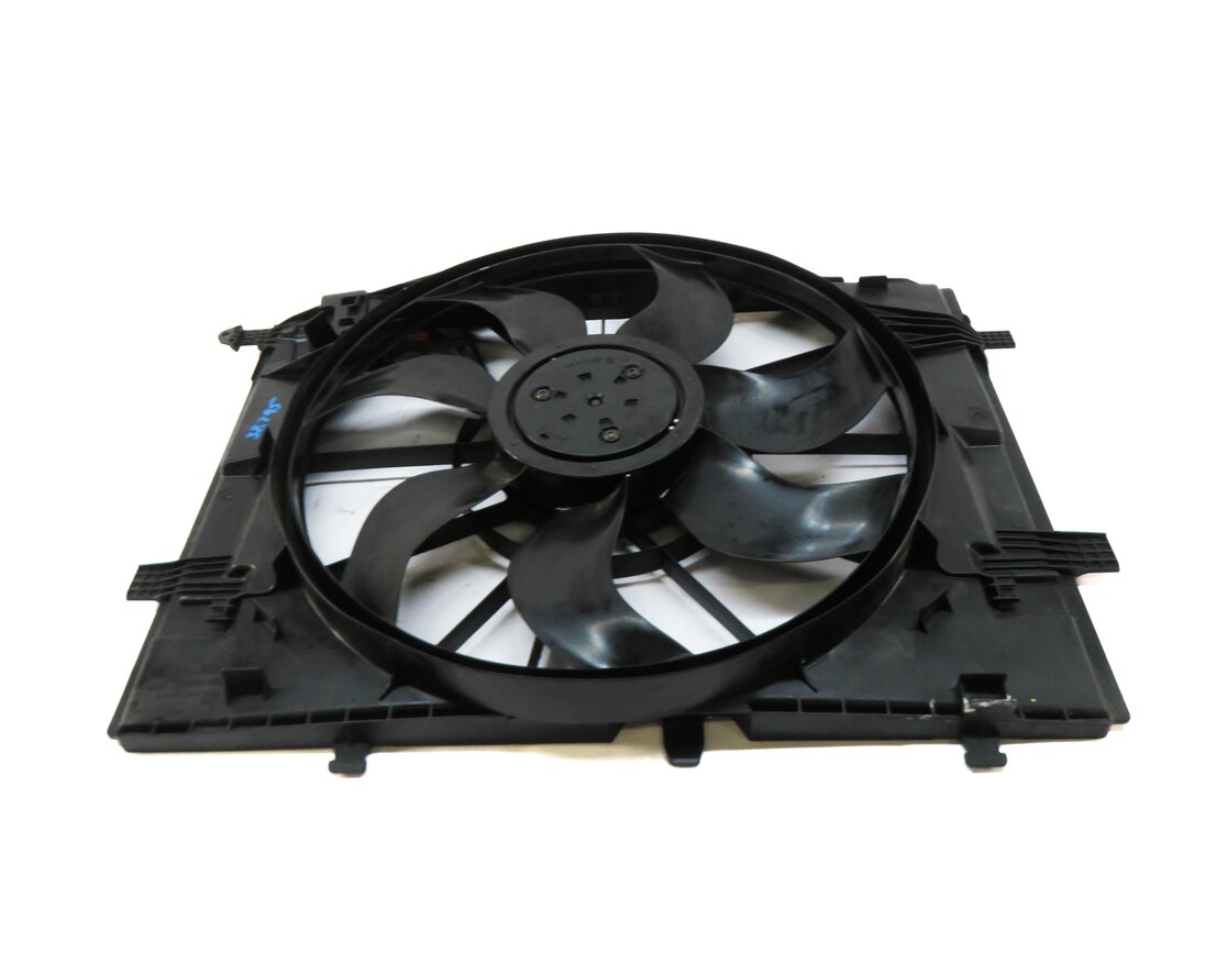 Thumbnail 2: 15-21 MERCEDES C300 C400 W205 ELECTRIC RADIATOR COOLING FAN MOTOR BLADE & SHROUD