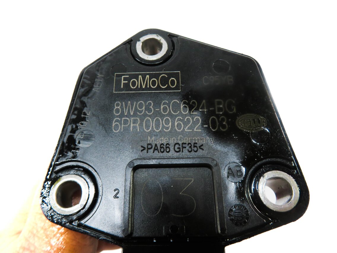 Thumbnail 4: 2012 RANGE ROVER SPORT (L320) SC 5.0L SUPER SUPERCHARGED ENGINE OIL LEVEL SENSOR
