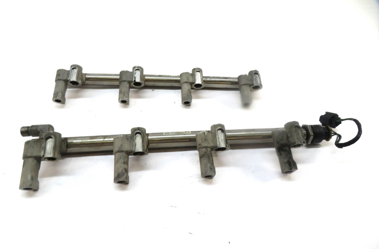 Thumbnail 2: 2012 RANGE ROVER SPORT (L320) SC 5.0L SUPER ENGINE FUEL RAIL SET/2 w/ SENSORS