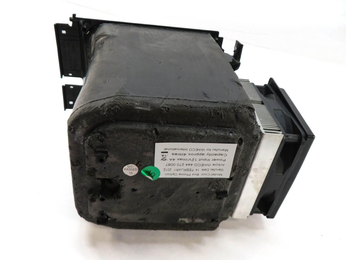 Thumbnail 5: 2010-2013 RANGE ROVER SPORT (L320) CENTER CONSOLE REFRIGERATOR COOLER BOX INSERT