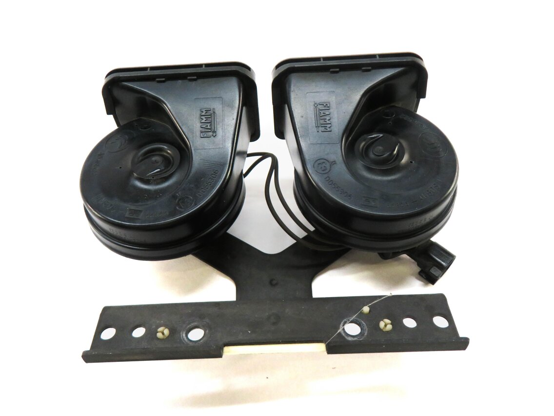 Thumbnail 3: 2010-2016 RANGE ROVER SPORT / LR4 HIGH & LOW TONE SAFETY HORN SET-2O