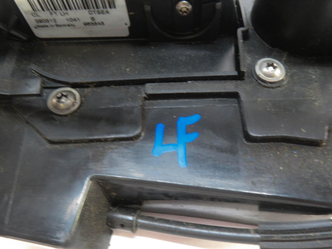 Thumbnail 5: 2010-2019 RANGE ROVER SPORT (L320) EVOQUE LR4 LEFT FRONT PASSIVE DOOR LATCH