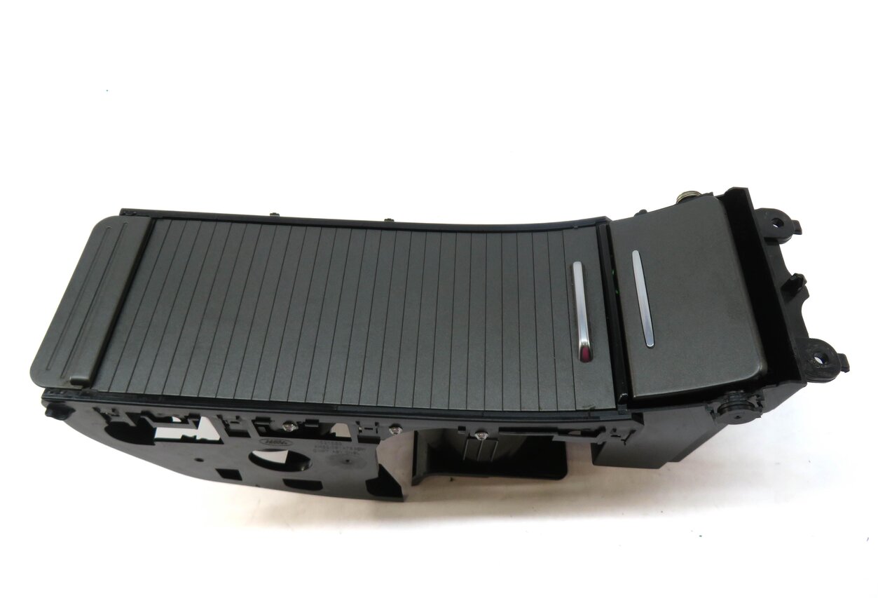Thumbnail 2: 2012 RANGE ROVER SPORT (L320) FRONT CENTER CONSOLE CUP HOLDER w/ ASH TRAY & 12V