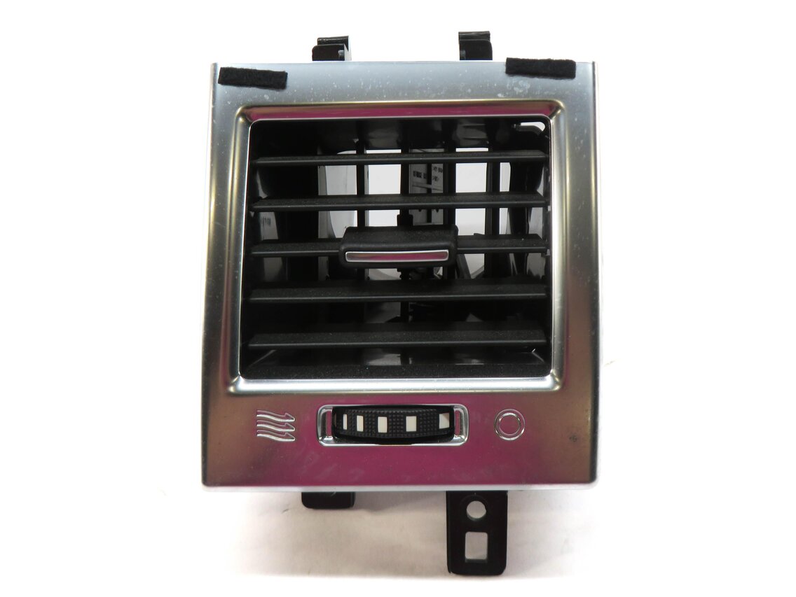 Thumbnail 2: 2012 RANGE ROVER SPORT (L320) FRONT CENTER RIGHT (INNER) A/C HEATER AIR VENT