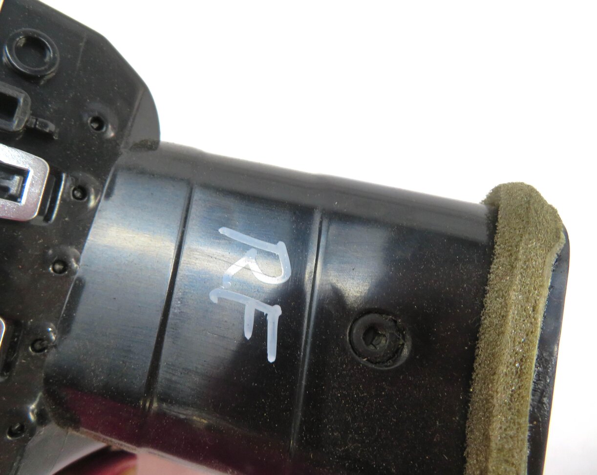 Thumbnail 6: 2012 RANGE ROVER SPORT (L320) FRONT FAR RIGHT DASH PASSNEGER A/C HEATER AIR VENT