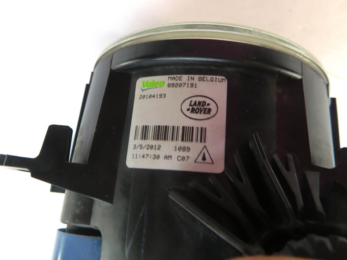Thumbnail 4: 2008-2013 LR2 LR4 - RANGE ROVER SPORT (L320 L322) RIGHT PASSENGER FOGLIGHT LAMP