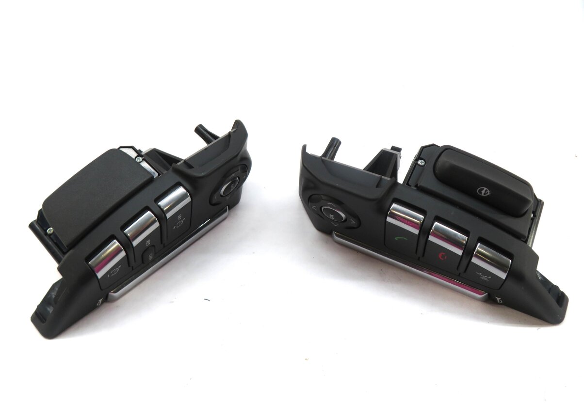 Thumbnail 5: 2012 RANGE ROVER SPORT (L320) STEERING WHEEL RADIO CRUISE HEAT SWITCH BUTTON SET