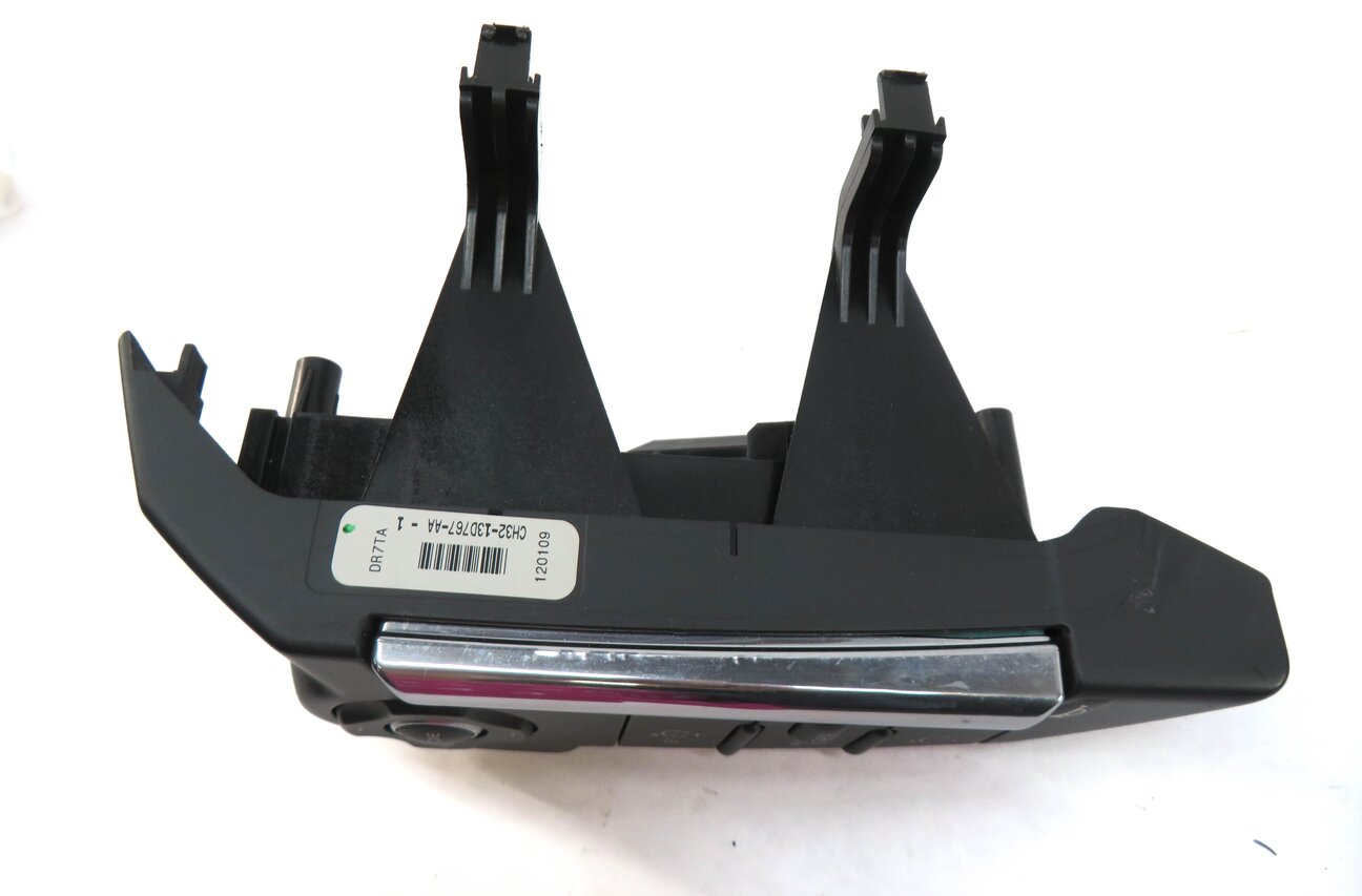 Thumbnail 7: 2012 RANGE ROVER SPORT (L320) STEERING WHEEL RADIO CRUISE HEAT SWITCH BUTTON SET
