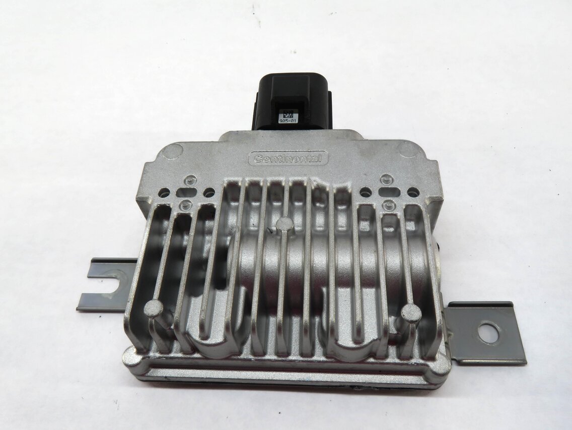 Thumbnail 2: 2010-2015 LR2 LR4 EVOQUE RANGE ROVER SPORT (L320 L538) FUEL PUMP CONTROL MODULE