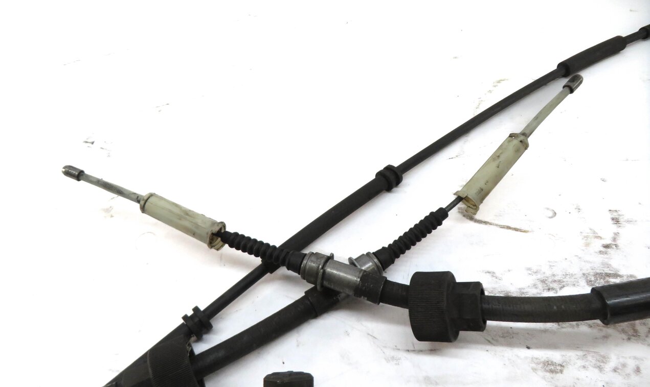 Thumbnail 5: 2012 RANGE ROVER SPORT (L320) EMERGENCY HILL PARKING BRAKE ACTUATOR w/ CABLES