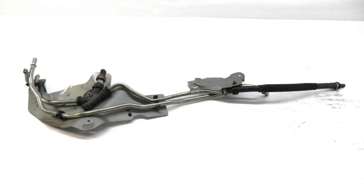 Thumbnail 4: 2012 RANGE ROVER SPORT (L320) FUEL FEED VAPOR LINES w/ SENSORS & BRACKET