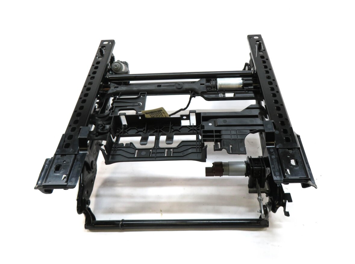 Thumbnail 4: 15-17 MERCEDES C-CLASS (W205) RIGHT FRONT PASSENGER SEAT TRACK w/ ADJUST MOTORS