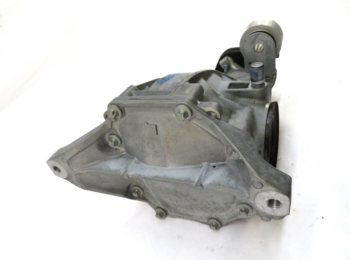 Thumbnail 5: 15-20 MERCEDES C400 C43 E400 E450 (W205 W213 W238 W257) AWD REAR DIFFERENTIAL
