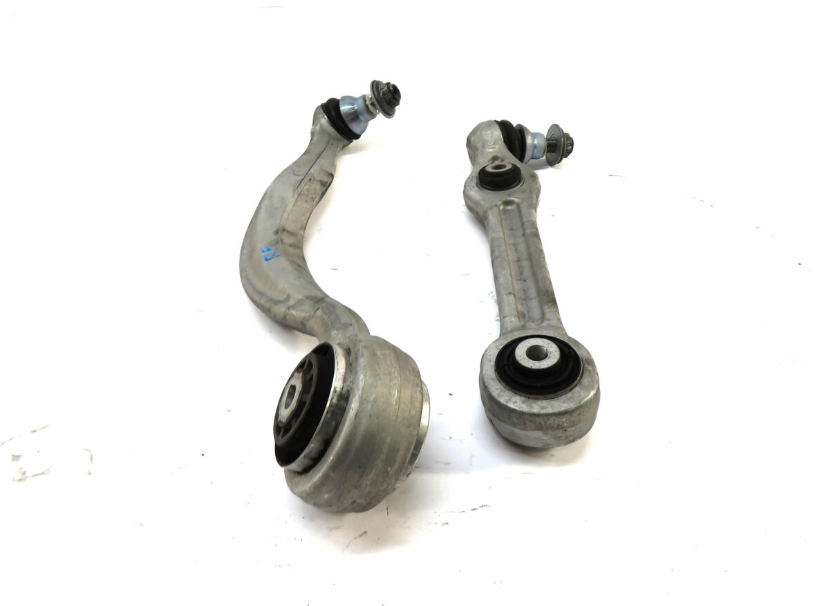 Thumbnail 2: 2015 MERCEDES C400 (W205) AWD - RIGHT FRONT PASSENGER LOWER CONTROL ARM SET