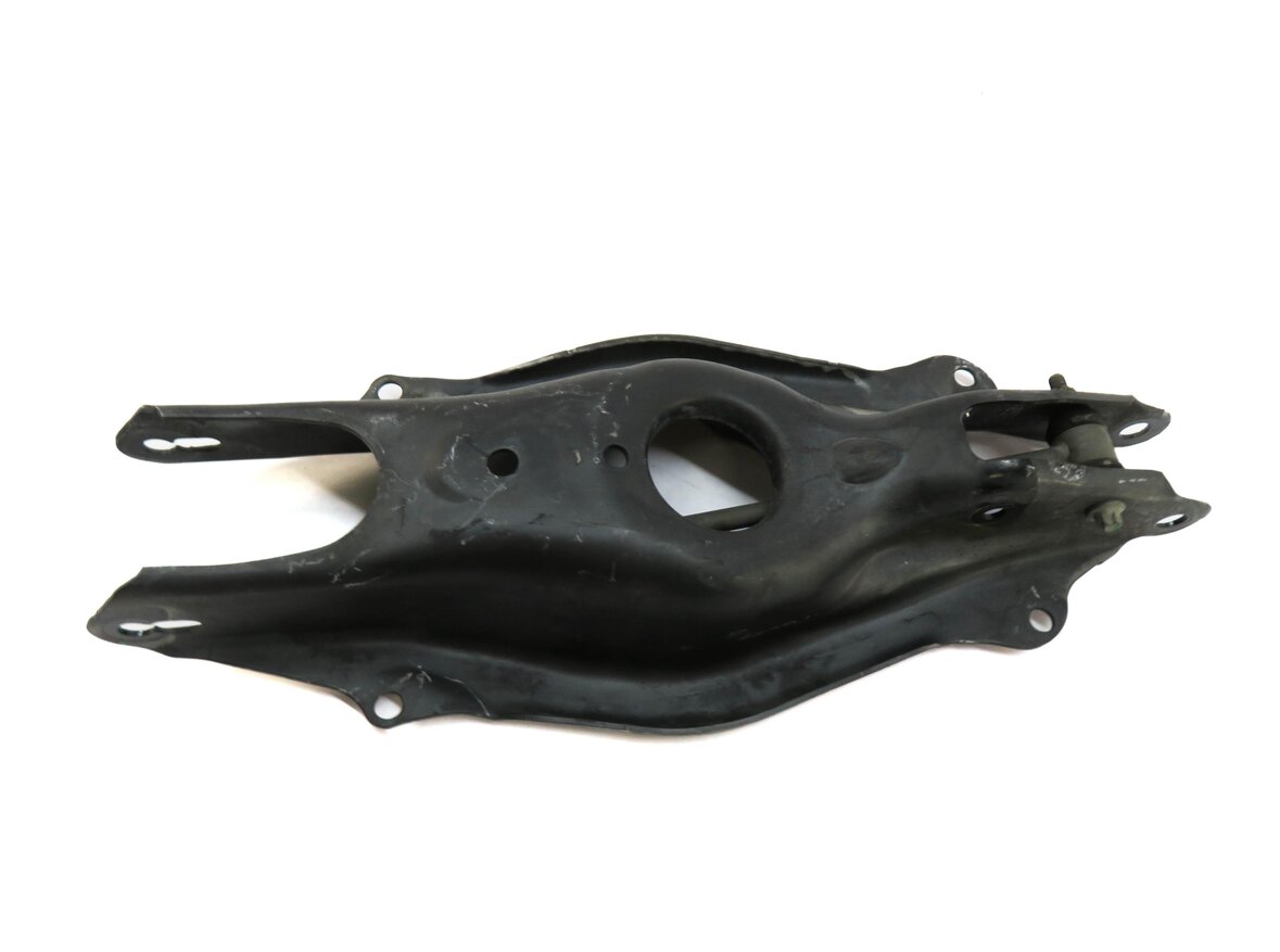 Thumbnail 8: 2015 MERCEDES C400 (W205) AWD - LEFT DRIVER REAR CONTROL ARM SET