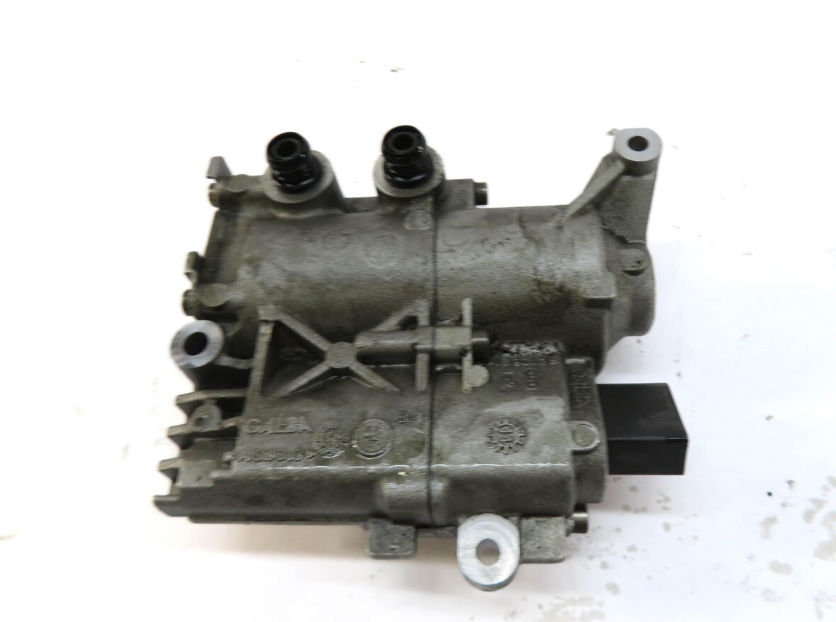 Thumbnail 2: 15-16 MERCEDES C400 S400 (W205 W222) 722.9 A/T TRANSMISSION ELECTRIC OIL PUMP