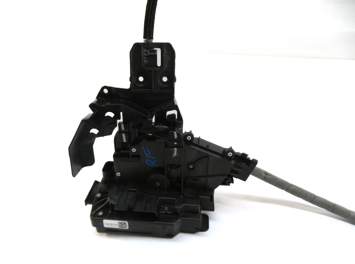 Thumbnail 2: 15-22 MERCEDES C E GLC GLE S (W205 W213 W167 W222 X253) RIGHT FRONT DOOR LATCH