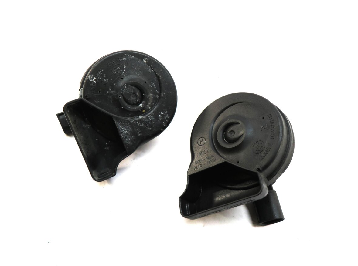 2015-2018 MERCEDES C300 C350 C400 C450 (W205) HIGH & LOW TONE SAFETY HORN SET