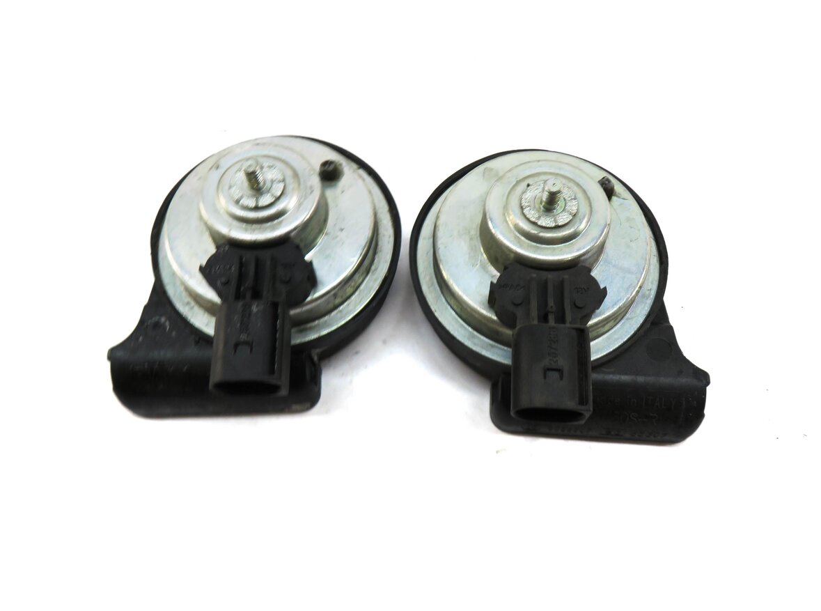 Thumbnail 3: 2015-2018 MERCEDES C300 C350 C400 C450 (W205) HIGH & LOW TONE SAFETY HORN SET