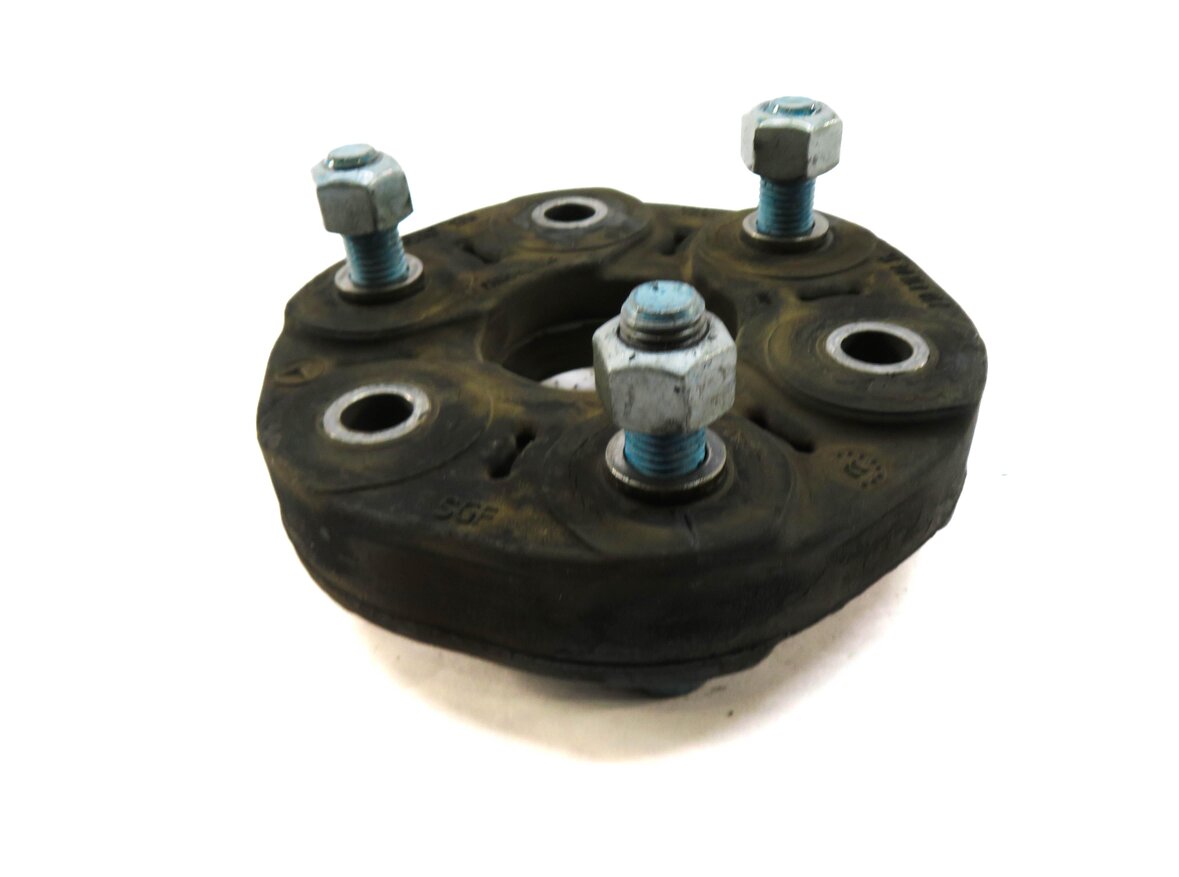 Thumbnail 3: 2015 MERCEDES C400 (W205) REAR DRIVESHAFT COUPLER JOINT FLEX DISC GUIBO