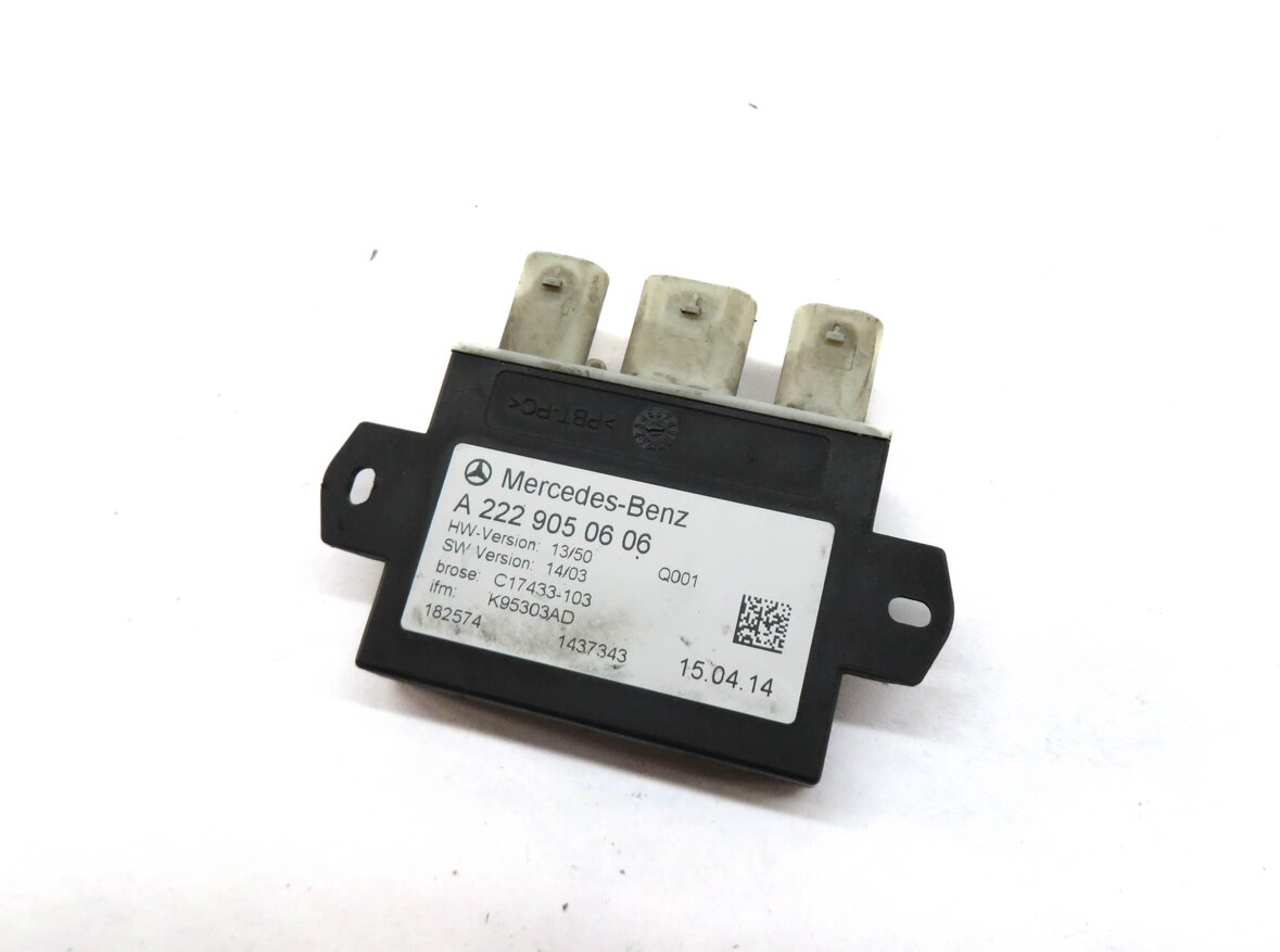 2015 MERCEDES C400 (W205) REAR TRUNK SMART OPENER CONTROL MODULE