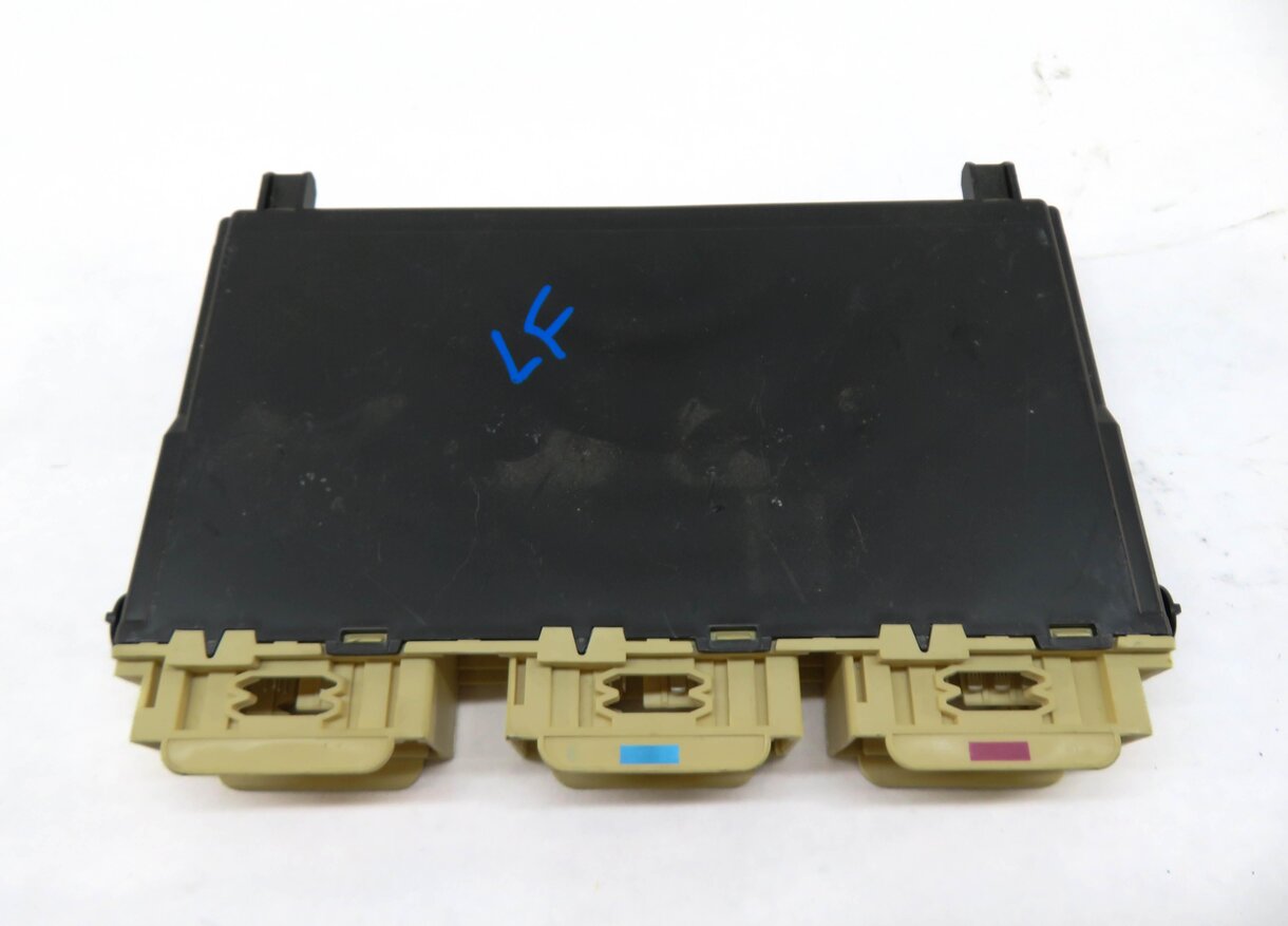 Thumbnail 3: 2015 MERCEDES C400 (W205) LEFT FRONT DRIVER SEAT CONTROL MODULE