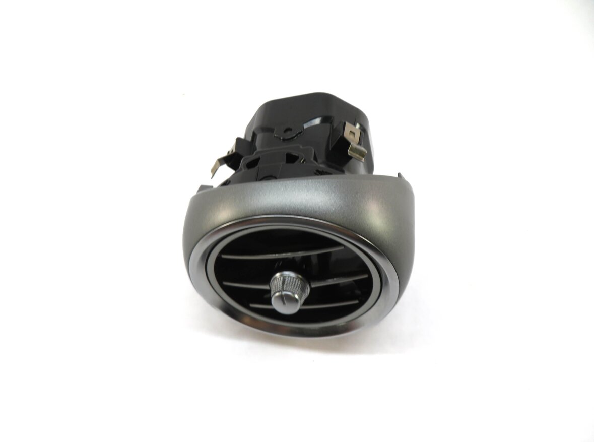 Thumbnail 3: 2015 MERCEDES C400 (W205) RIGHT FRONT PASSENGER OUTER DASH HEATER A/C AIR VENT