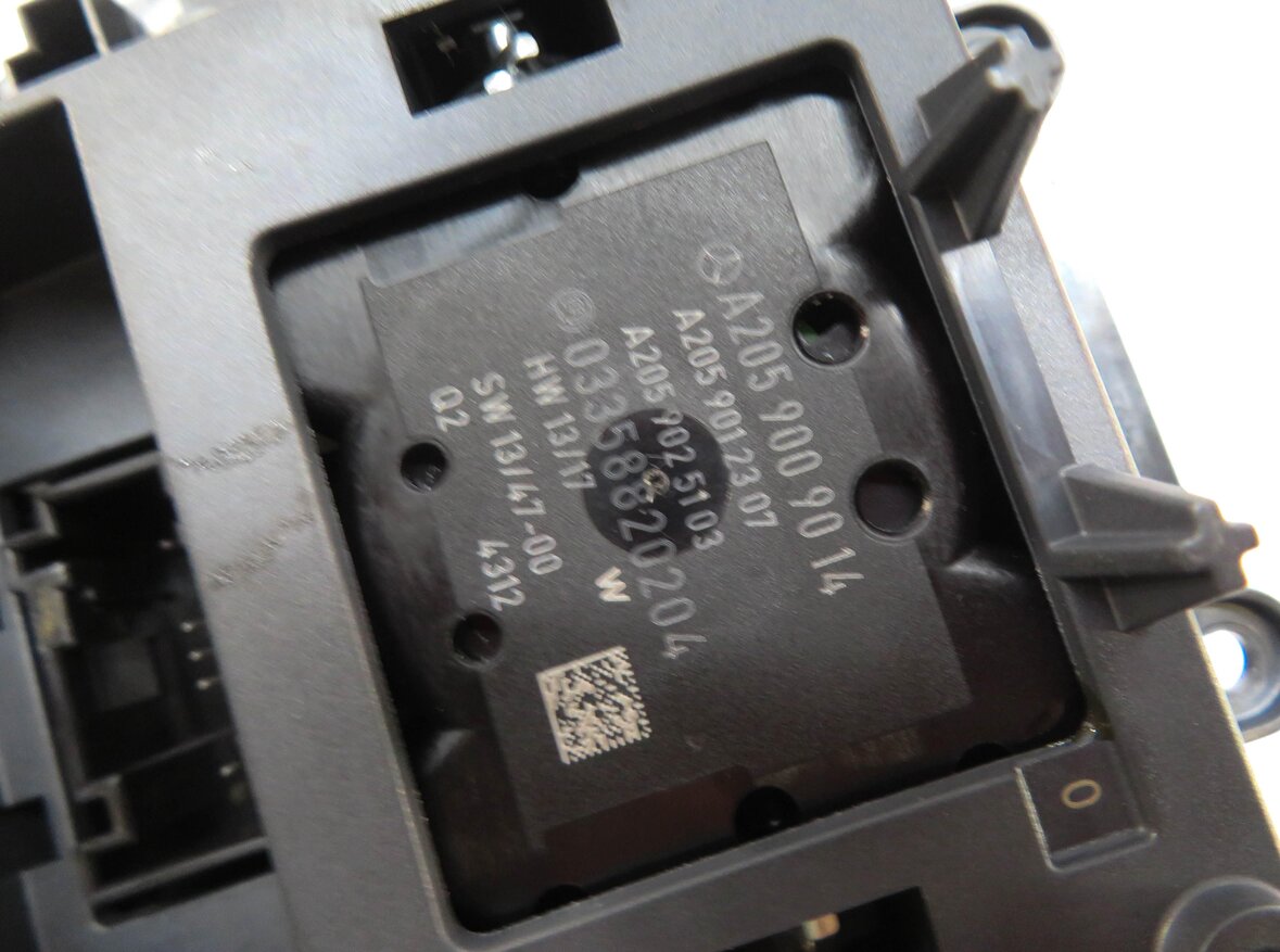 Thumbnail 6: 2015 MERCEDES C300 C400 C63 (W205) STEREO GPS NAV COMMAND SWITCH w/o TOUCH PAD